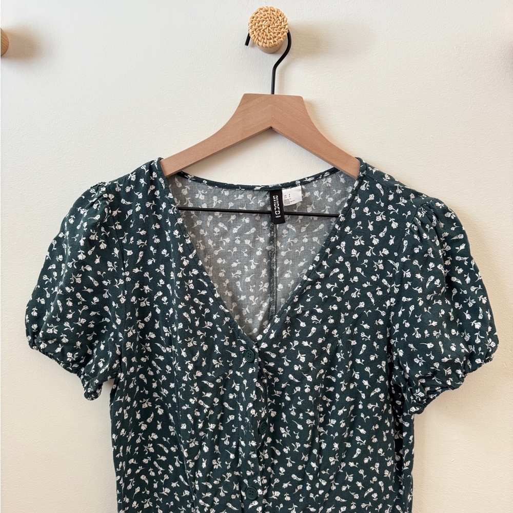 Floral Green Short Sleeve Dress - Picture 3 of 6